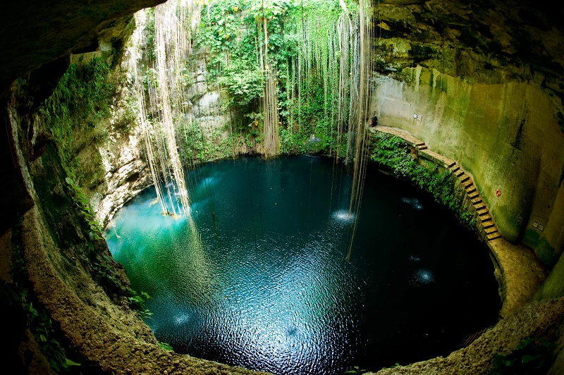 Cenote in Tulum