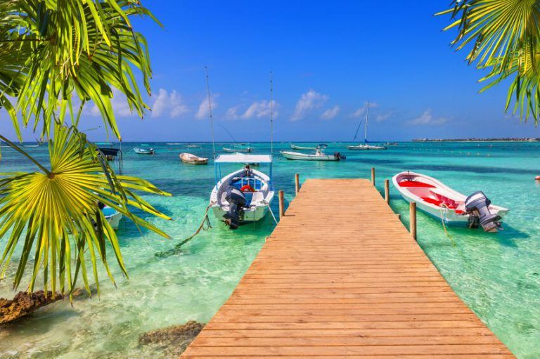 Beautiful looking beach in Cancun