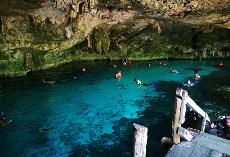 Cenote in Cancun