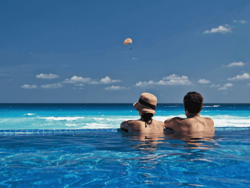 Couple in Cancun
