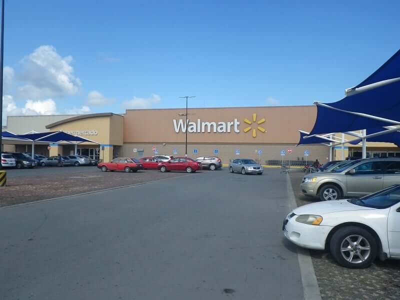 Walmart in Cancun