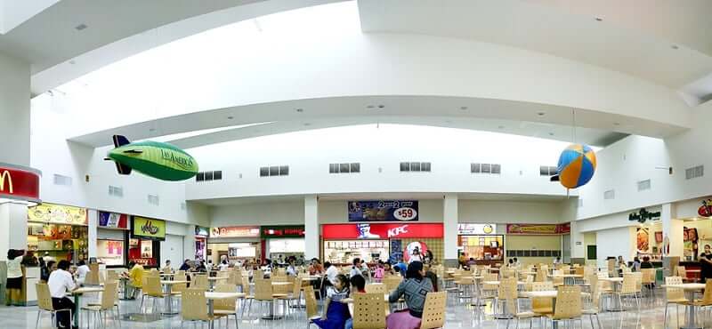 Restaurants at Plaza Las Americas in Cancun
