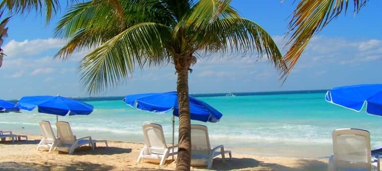 Beach on Isla Mujeres in Cancun