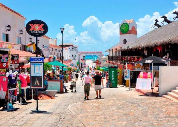 Tulum Avenue in Cancun