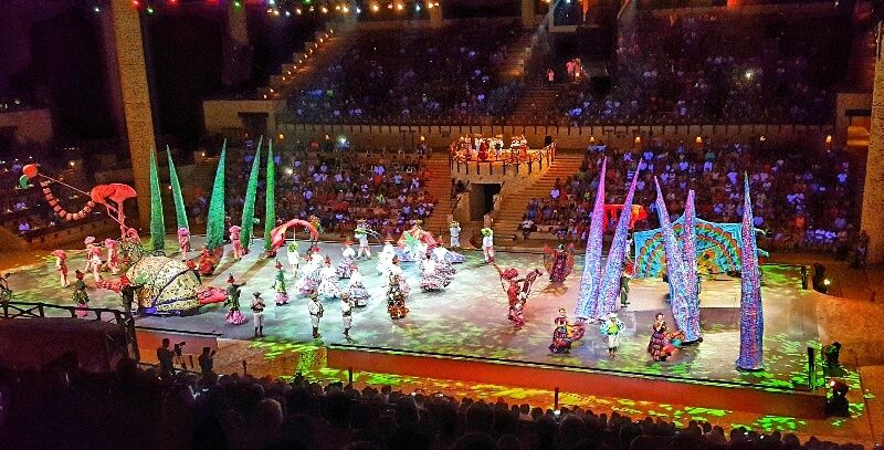 Shows and performances in the Xcaret park