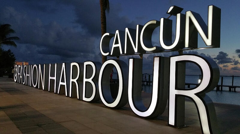 Fashion Harbour in Cancun