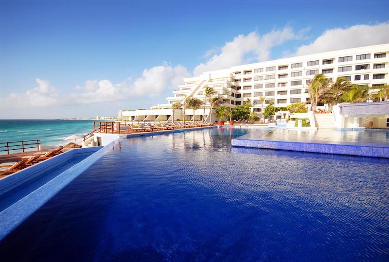 Oasis Sens Resort in Cancun