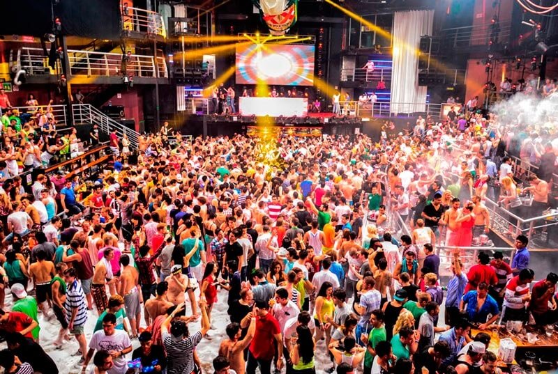 The City Nightclub in Cancun