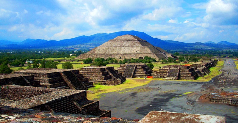 Teotihuacán Pyramids in Mexico City