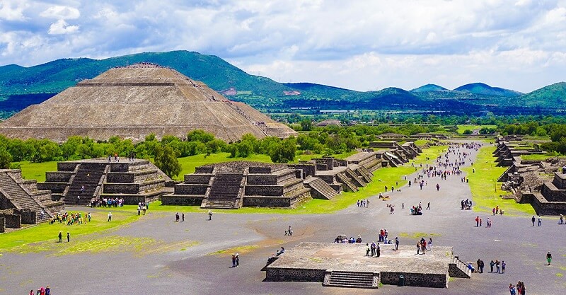 Pyramids of Teotihuácan in Mexico City