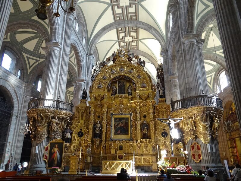 Metropolitan Cathedral in Zócalo Square