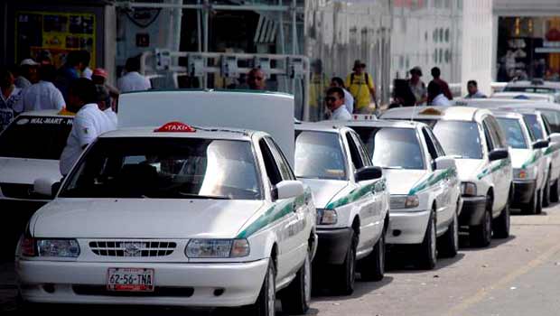 Taxis in Cancun
