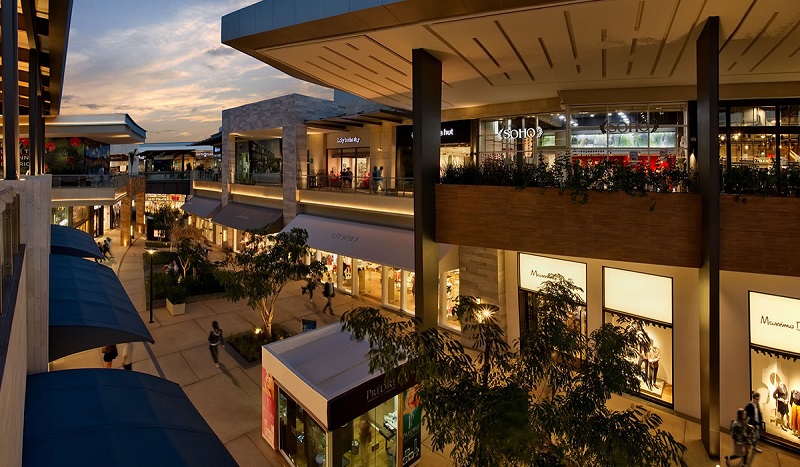 Shopping mall in Cancun