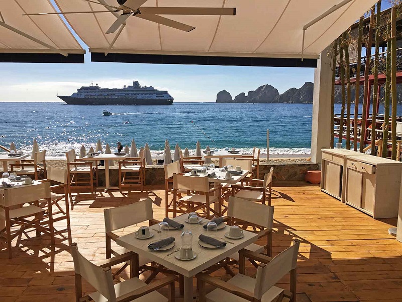 Bar Esquina during the day in Los Cabos