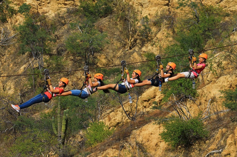 Children in Los Cabos