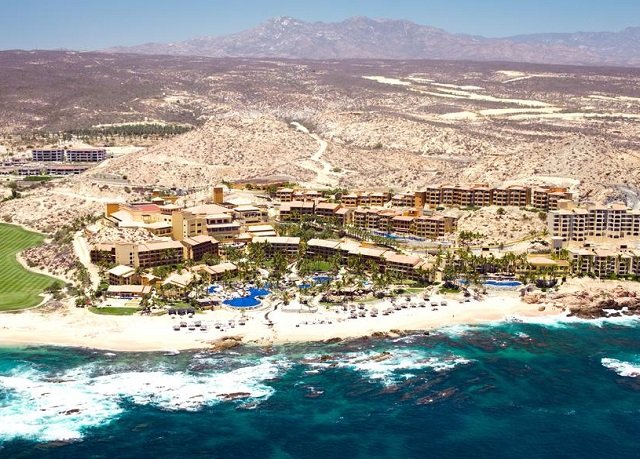 Luxury hotels in Los Cabos