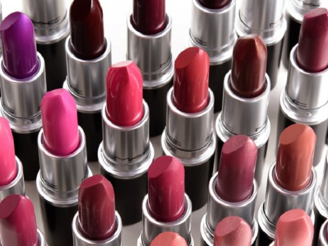 Makeup lipsticks