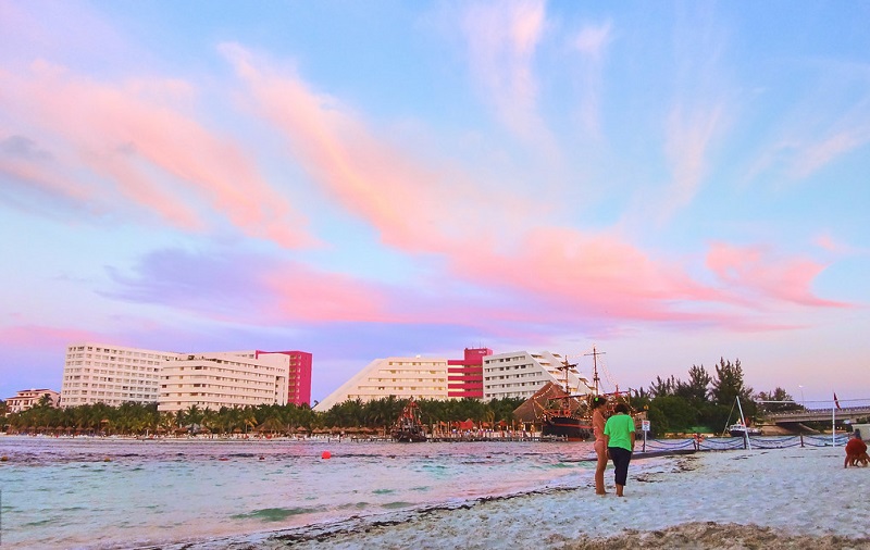 Linda Beach in Cancun